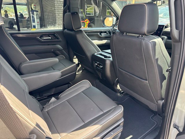 Used 2026 GMC Yukon Elevation AWD/4WD image 19