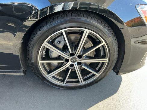 Certified 2025 Audi A6 3.0T Premium w/ Black Optic Sport Package image 31