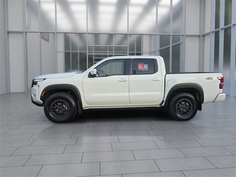 Certified 2024 Nissan Frontier PRO-4X w/ Pro Premium Package image 5