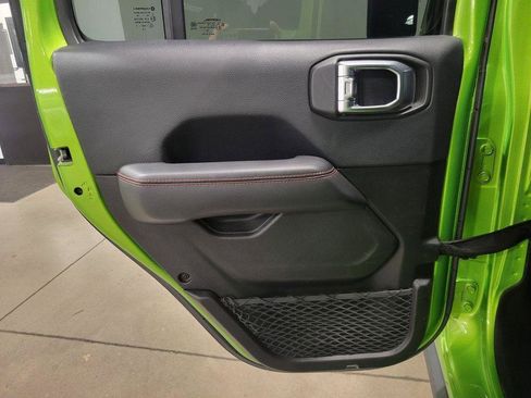 Used 2018 Jeep Wrangler Unlimited Rubicon image 22