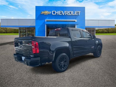 Used 2020 Chevrolet Colorado Z71 w/ Z71 Midnight Edition image 4