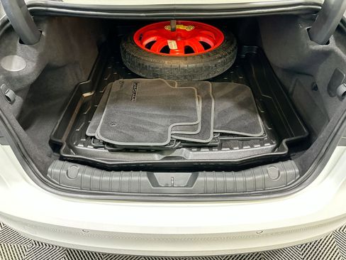 Used 2022 Jaguar XF R-Dynamic SE image 36