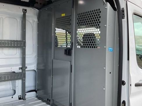 Used 2023 Ford E-Transit Medium Roof RWD image 5