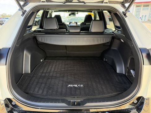 Used 2019 Toyota RAV4 XSE image 13