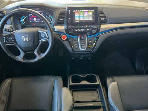 Used 2021 Honda Odyssey Touring image 13