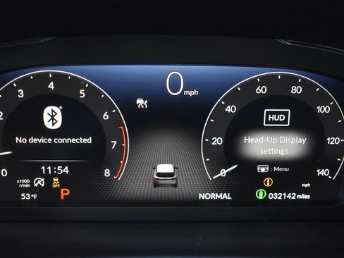 Used 2025 Honda Pilot Elite image 6