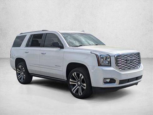 Used 2019 GMC Yukon Denali w/ Denali Ultimate Package image 3