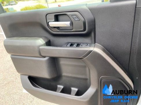 Used 2024 Chevrolet Silverado 2500 Custom w/ Custom Value Package AWD/4WD image 34
