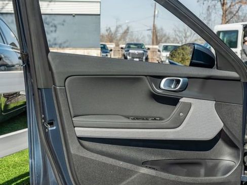 Used 2022 Polestar Polestar 2 w/ Performance Package image 23