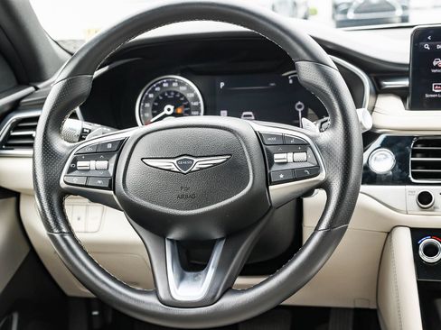 Used 2025 Genesis G70 2.5T AWD/4WD image 17