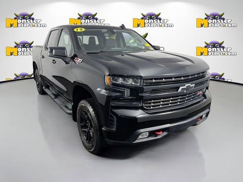 Used 2019 Chevrolet Silverado 1500 LT Trail Boss AWD/4WD image 3