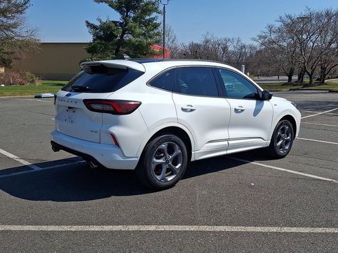 Used 2023 Ford Escape ST-Line w/ Tech Pack #1 image 9