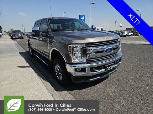Used 2019 Ford F250 XLT w/ XLT Premium Package AWD/4WD image 1