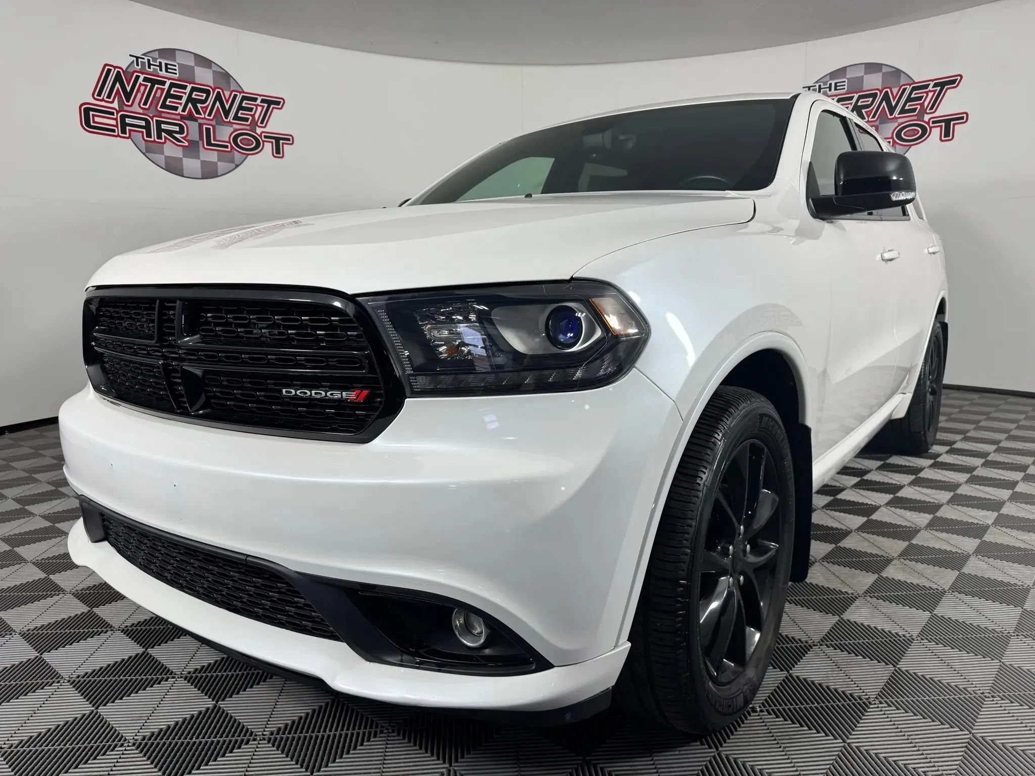 Used 2017 Dodge Durango GT w/ Premium Group AWD/4WD image 3