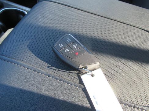 Used 2024 Chevrolet Silverado 2500 LTZ w/ LTZ Plus Package image 36