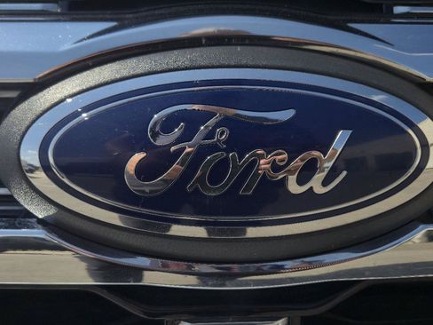 Used 2023 Ford Expedition Limited RWD image 9