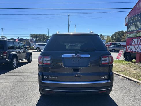 Used 2016 GMC Acadia SLE image 7
