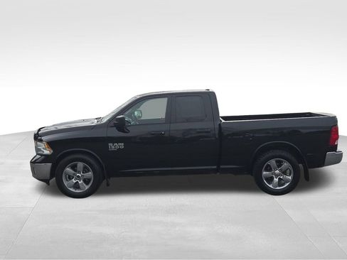 Used 2019 RAM 1500 ST w/ SXT Plus Group AWD/4WD image 14