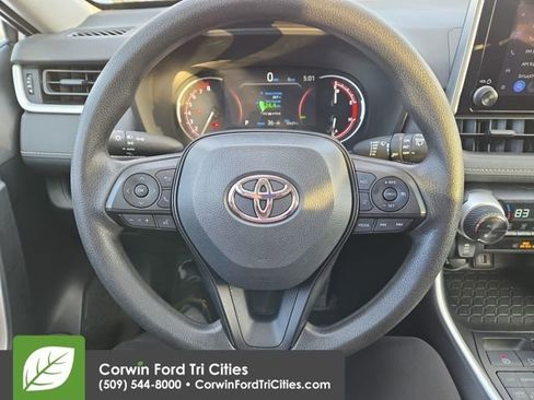 Used 2023 Toyota RAV4 XLE image 16