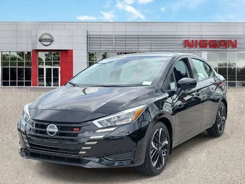 Certified 2025 Nissan Versa SR w/ Trunk Package FWD image 3