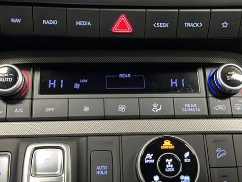 Used 2025 Hyundai Palisade XRT AWD/4WD image 18