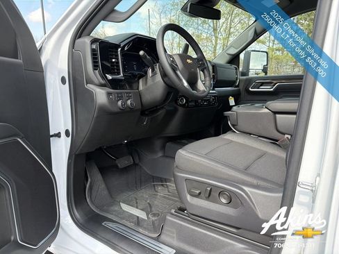 Used 2025 Chevrolet Silverado 2500 LT w/ All Star Edition AWD/4WD image 12