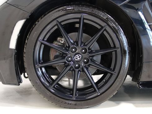 Used 2022 Toyota GR86 Premium RWD image 63