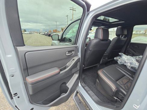 New 2026 Nissan Frontier PRO-4X w/ Pro Premium Package image 17