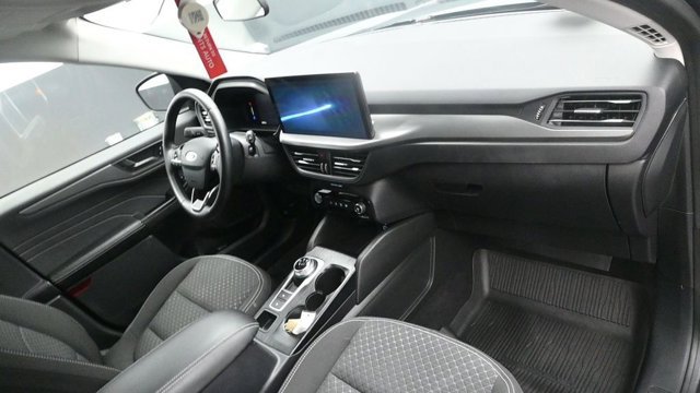 Used 2023 Ford Escape Active w/ Tech Pack #1 AWD/4WD image 12