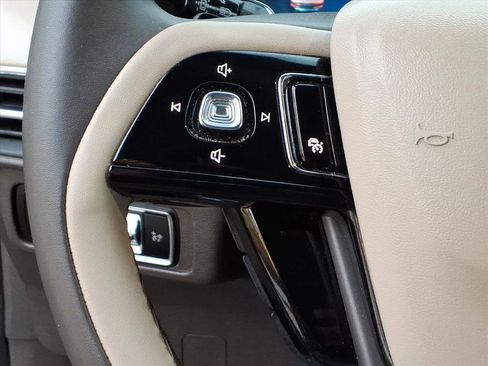 Certified 2023 Lincoln Corsair AWD image 20