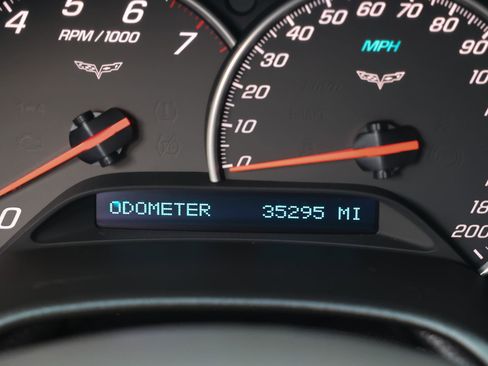 Used 2012 Chevrolet Corvette Coupe RWD image 29