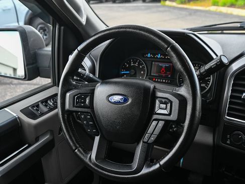 Used 2015 Ford F150 XLT w/ Equipment Group 302A Luxury AWD/4WD image 33