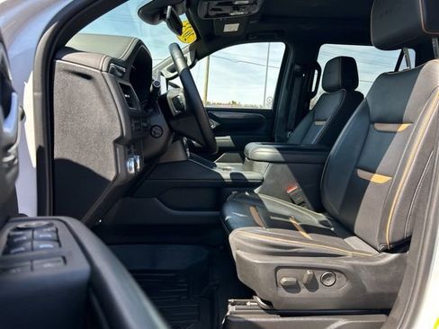 Used 2023 GMC Yukon AT4 w/ Technology Package AWD/4WD image 36