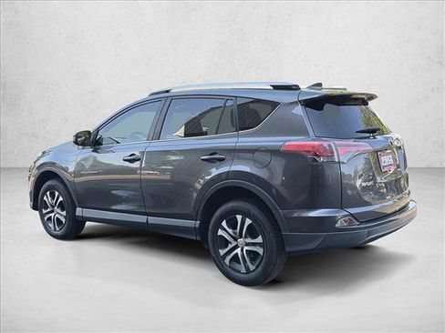 Used 2016 Toyota RAV4 LE FWD image 7