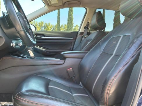 Used 2023 Nissan Altima 2.5 SR AWD/4WD image 15