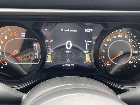 Used 2024 Jeep Gladiator Sport AWD/4WD image 21