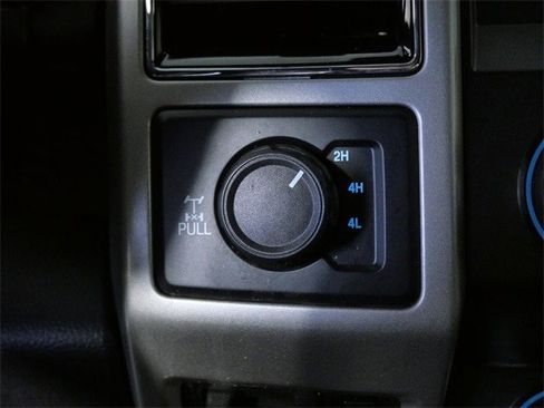 Certified 2021 Ford F350 Lariat w/ Lariat Value Package image 26