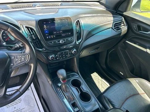 Used 2022 Chevrolet Equinox RS w/ RS Leather Package FWD image 22