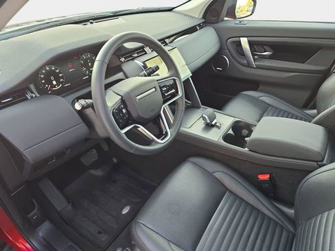 Used 2025 Land Rover Discovery Sport S image 19