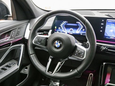 Used 2026 BMW X2 xDrive28i w/ Technology Package AWD/4WD image 16