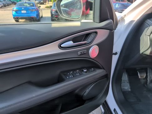 New 2026 Alfa Romeo Stelvio Sprint image 22