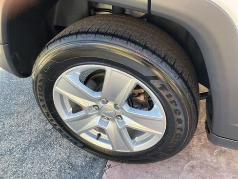 Used 2022 Jeep Compass Latitude w/ Convenience Group image 33