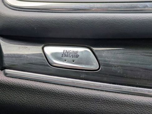 Used 2019 Buick Enclave Essence w/ LPO, Sport Appearance Package image 35