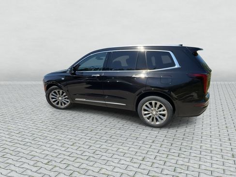 Used 2021 Cadillac XT6 Premium Luxury FWD image 6