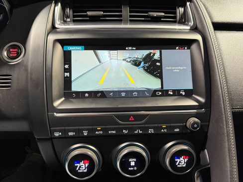 Used 2018 Jaguar E-PACE S image 33