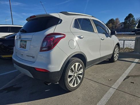 Used 2020 Buick Encore Preferred image 5