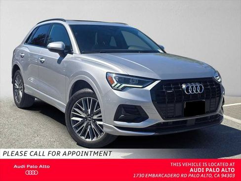 Used 2023 Audi Q3 2.0T Premium w/ Convenience Package AWD/4WD image 1