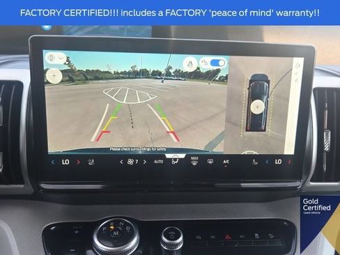 Used 2025 Ford Expedition Active AWD/4WD image 42