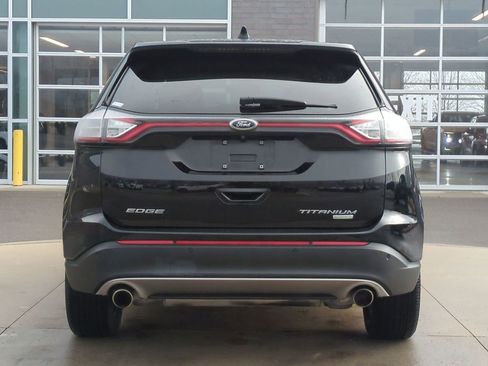 Used 2018 Ford Edge Titanium image 5