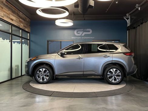 Used 2021 Nissan Rogue SV AWD/4WD image 6